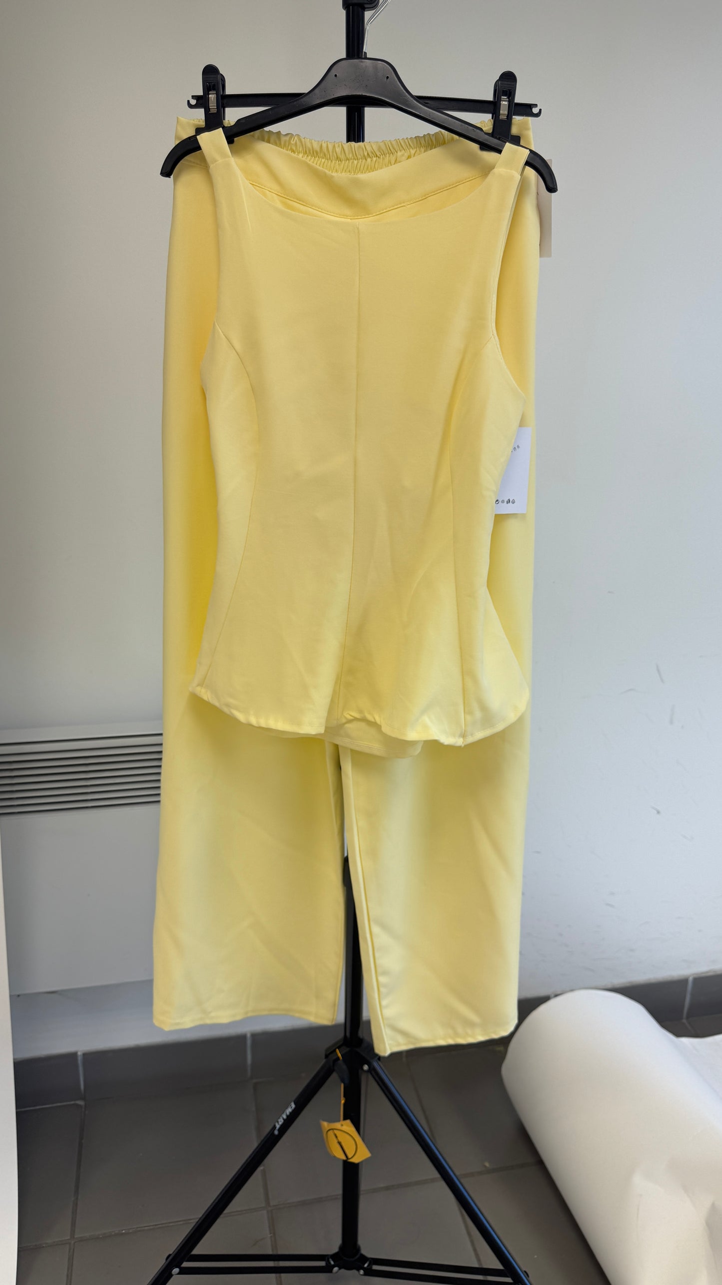 Ensemble CAMS top sans manches et pantalon élastique détails blanc