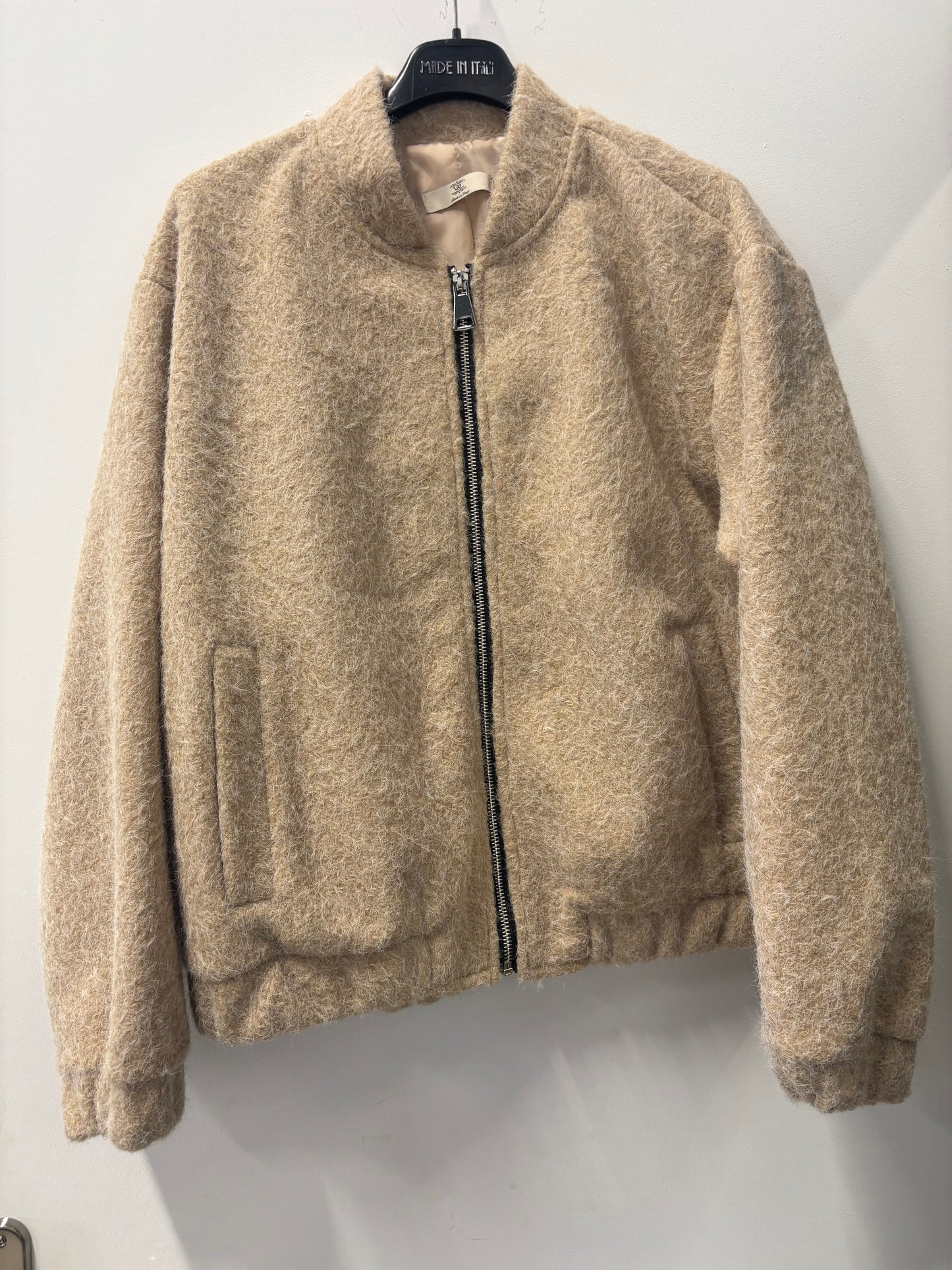 Exclu Live - Bomber pilou